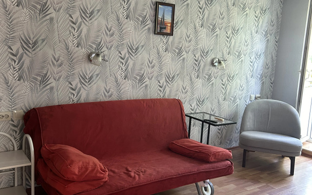 Ryadom S Morem Flat