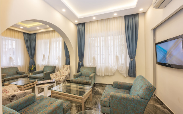 Legend Tulip Hotel