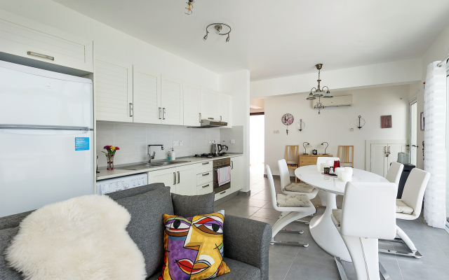 Joya Cyprus Moonlight Penthouse Apartments