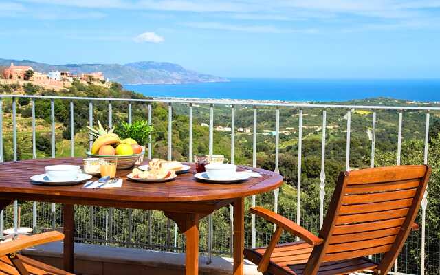 Вилла Cretan View Heated Pool