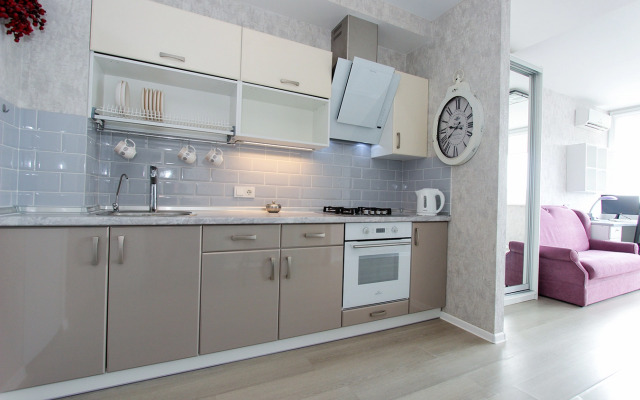 Roskoshnaya Dvukhkomnatnaya s Vidom na More v Feodosii Flat