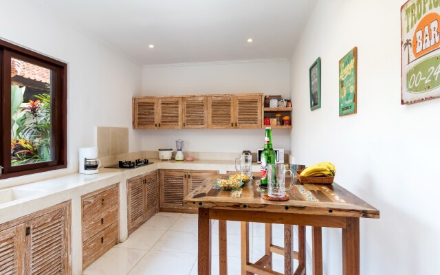 Вилла Candi Kecil Empat