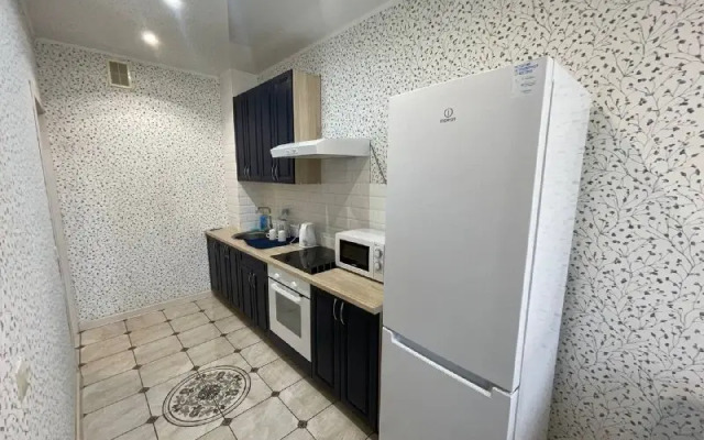 Svoi Lyudi Flat