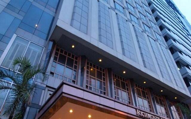 Отель Richmonde Hotel Ortigas Powered by Aston