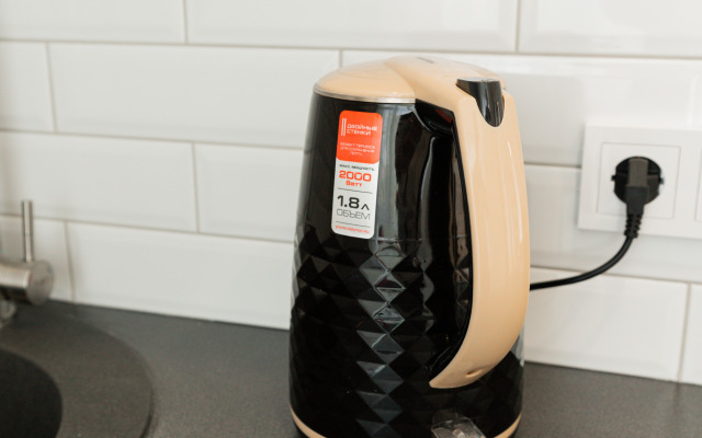 Апартаменты-студия Города 30 кв.м. с двуспальным диваном и панорамными окнами, с 3 по 6 этаж