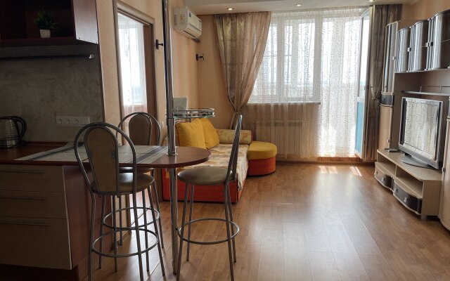 Dvukhkomnatnaya Pionerskaya 100 Flat