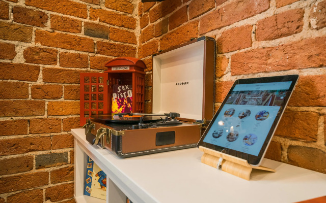 Мама Ро Студия №21 Британская