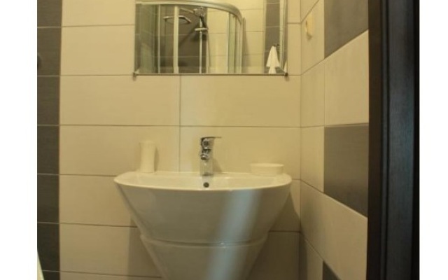 Rivyera Guest House
