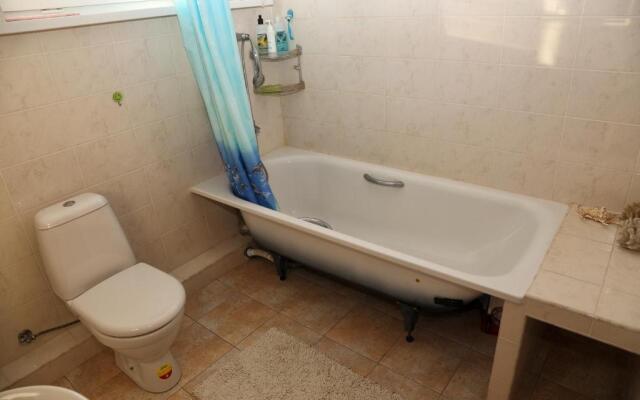 L'yuis Rostov Na Donu Guest House