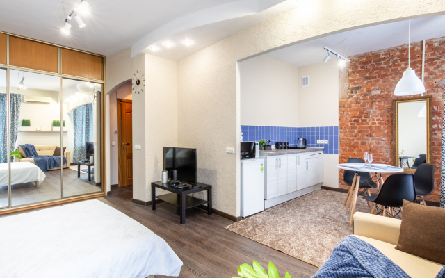 V Tsentre Okolo Zhuravinki Apartments