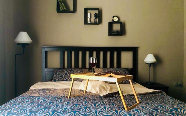 Na Chekhova 8/2 Apartments