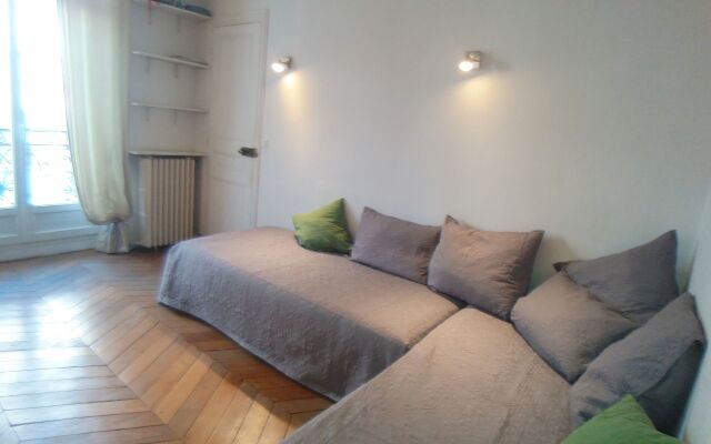 Апартаменты Saint Michel Free Parking