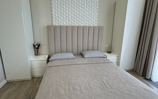 Na Bulvare Nadezhd 4/2 Apartments