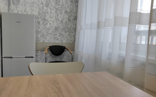 Квартира На Баженова 4/1