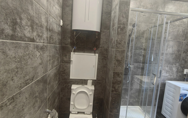 Квартира Двухкомнатная на Баженова