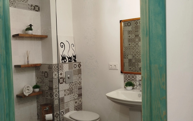 Квартира Атмосферное Жилье с Уникальным Дизайном