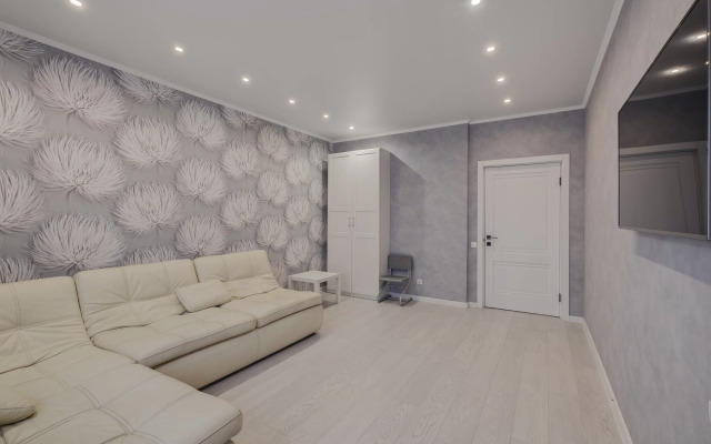 Dobrye Sutki Na Sverdlova Flat
