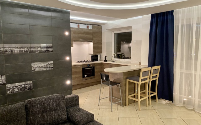 Апартаменты Уютная современная квартира в историческом центре города