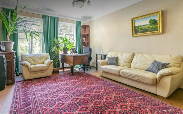 Частный дом 8-к 250 м²