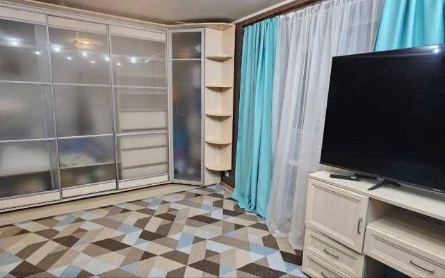 Uyutnaya Dvukhkomnatnaya Flat