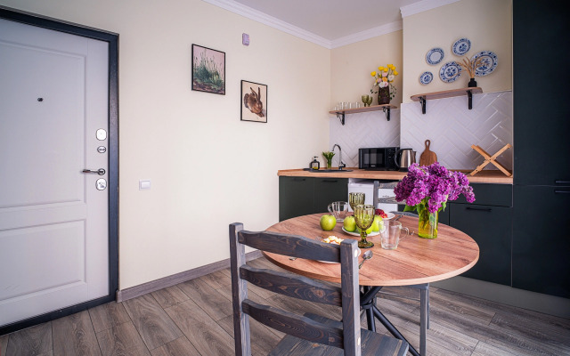 Prussia V Starinnom Stile Vozle Ozera Flat
