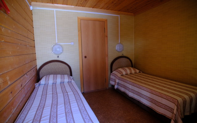 Dom U Bajkala Hotel