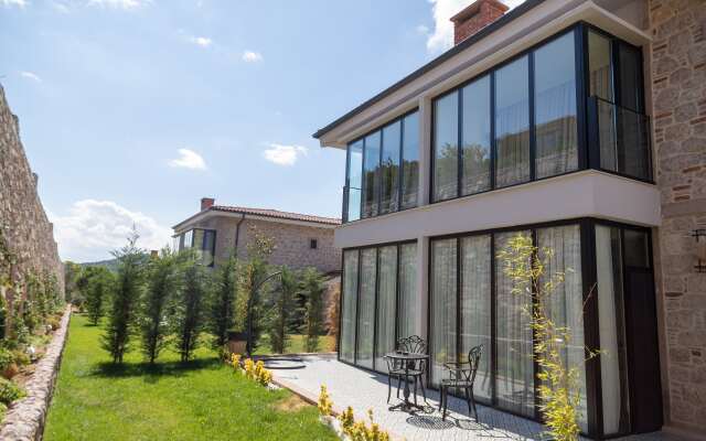 Отель Marlo Ayvalik