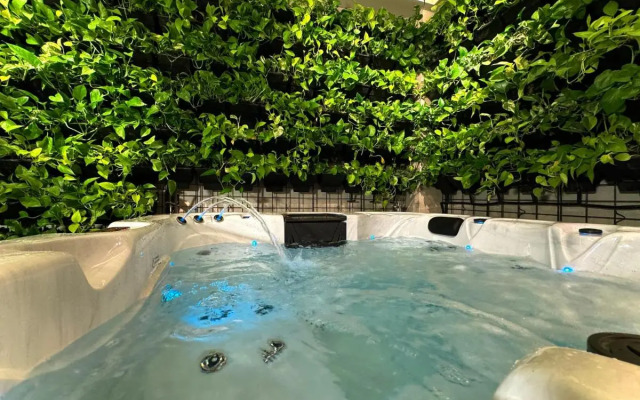Design Hotel & Private Spa – Tbilisi Edition Hotel