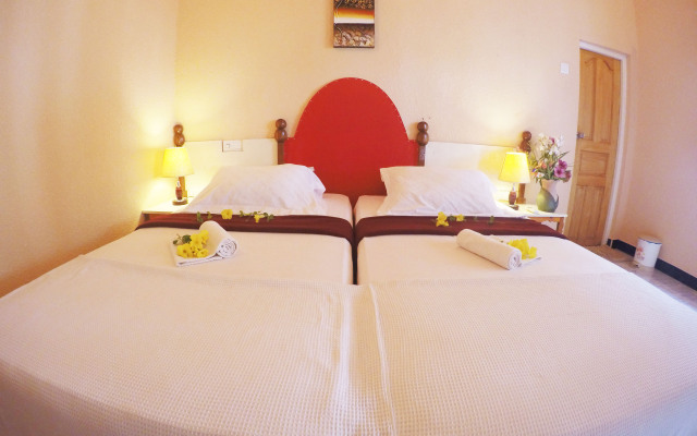 Wavoe Inn Guest House