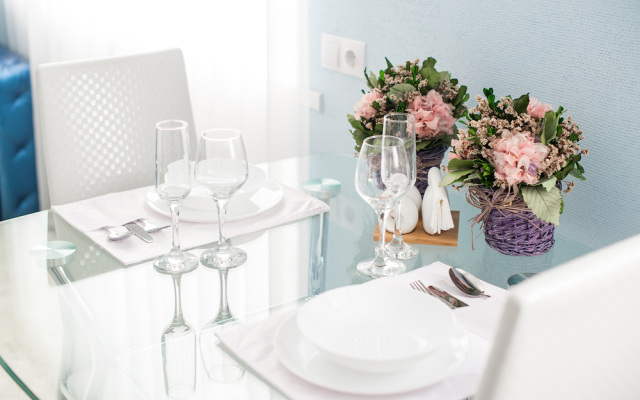 Апартаменты Тихая студия 38кв.м,напротив Центрального Парка,вокзал пешком