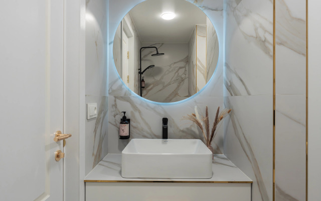 KeyGo #0130, 1 Bedroom, Designed, City Center Apartments