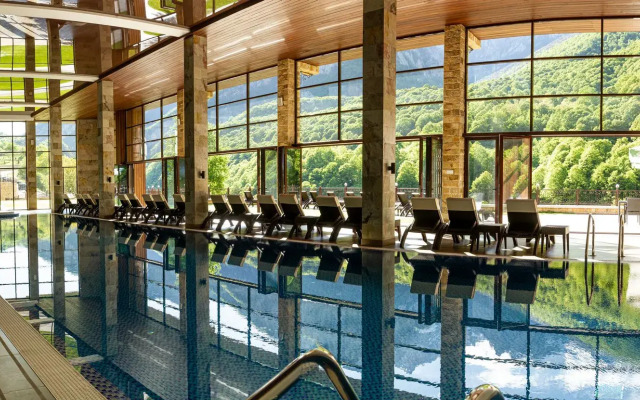 Отель Forrest Terrace