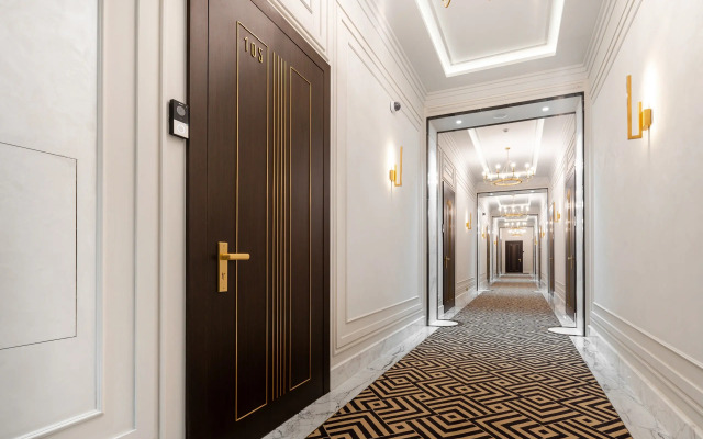 Grand Royal Residences Apartment Complex