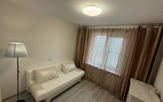 Квартира Двухкомнатная в элитном доме Трехгорная 106