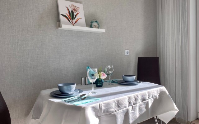 Cozy apartment near the shopping center Planeta