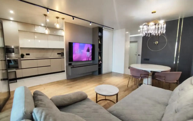 Апартаменты с Дизайнерским Ремонтом