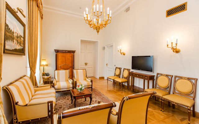 Petroff Palace Boutique Hotel