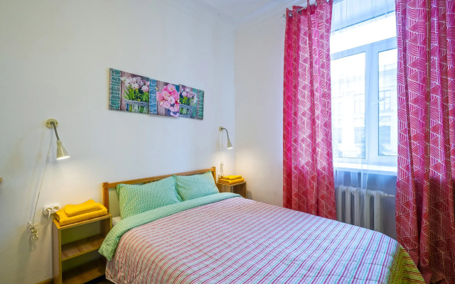 Апартаменты Arsenika №2 в самом центре, с видом на  Баумана