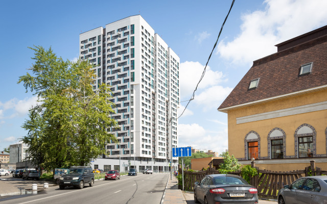 LuxHoll Flat