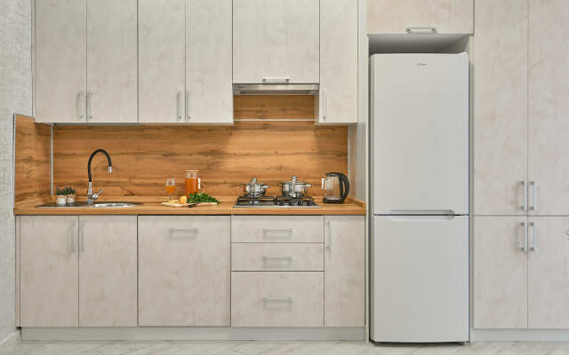 Apartamenty <<Kolokol'cik>> Iriny Savel'evoj s vidom na gory u vhoda v Nacional'nyj Park