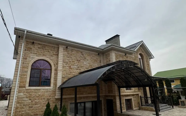 Частный дом c видом на Эльбрус