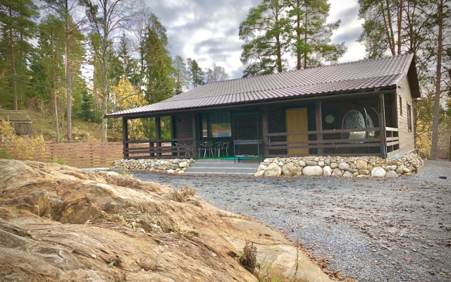 Частный Дом на Скале