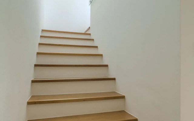 Aileen Layan 6 Villa