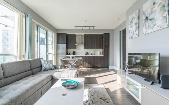 GLOBALSTAY. Modern Downtown Apartments