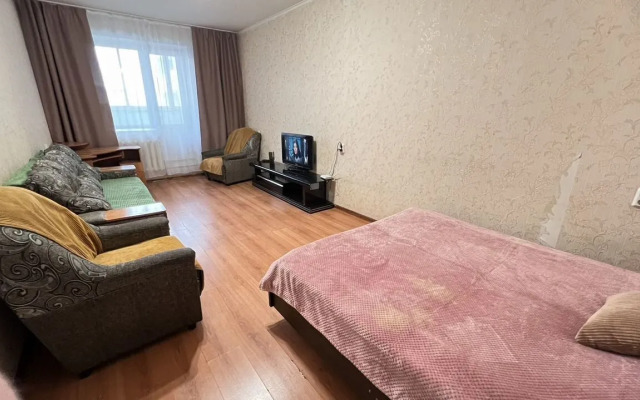 Na Ulitse Anokhina 120A Flat