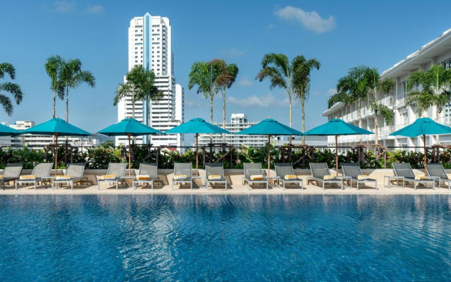 Отель M Social Hotel Phuket