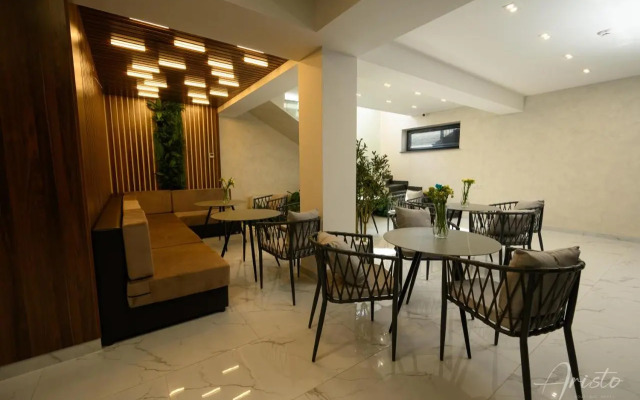 Aristo Boutique Hotel