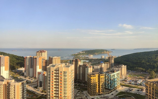 Dizaynerskaya Ryadom S Morem I Krasivym Vidom Flat