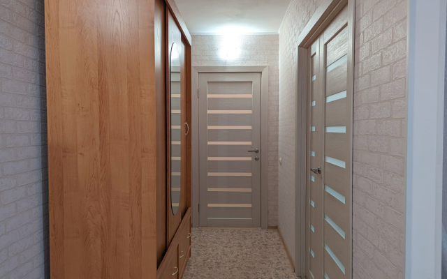 Апартаменты 150 Уральских Рабочих 44