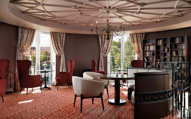 Отель Кайзерхоф (Kaiserhof)